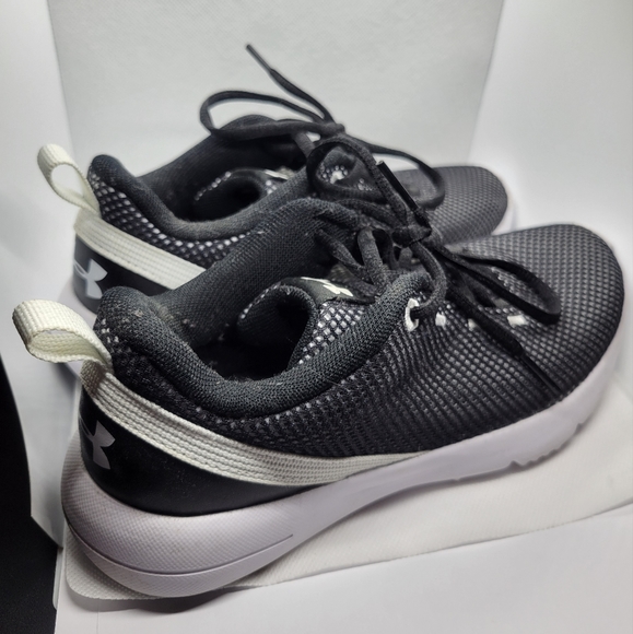 UA W Squad 2 - Picture 2 of 3